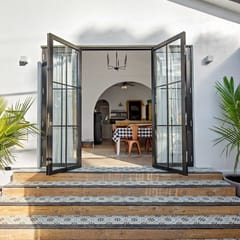 Villa Bohemia II,  Units: 6-7