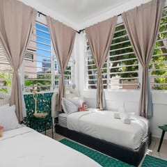 Villa Bohemia I, Unit 2:  Floor 2 suite