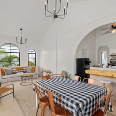Villa Bohemia  II, Unit 7: Loft Room