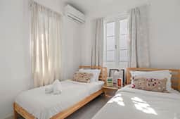Villa Bohemia  I, Unit 5: Second Floor - Image 2