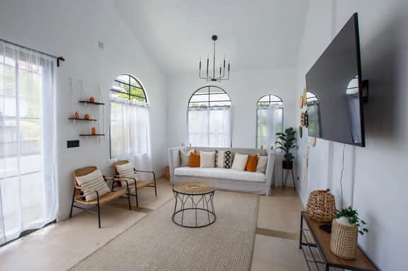 Villa Bohemia II, Unit 6: Master Unit - Image 2