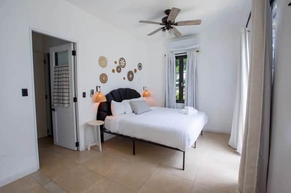 Villa Bohemia II, Unit 6: Master Unit - Image 3